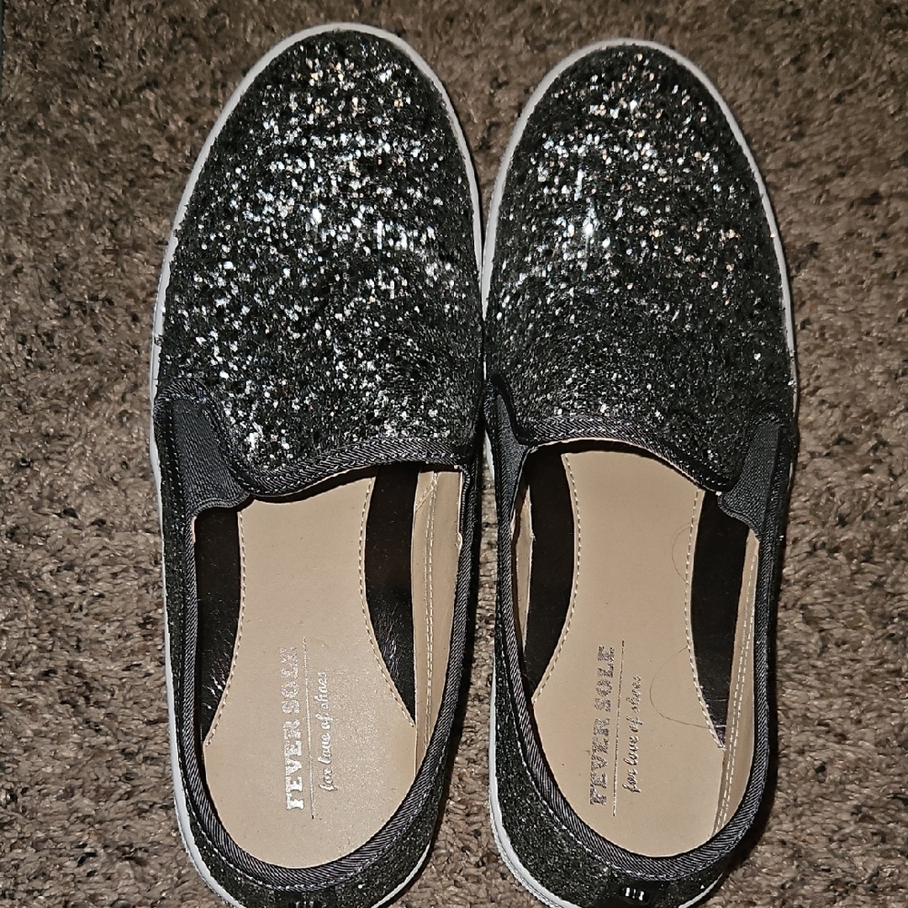 Women's Grey Glitter Slip-On Shoes